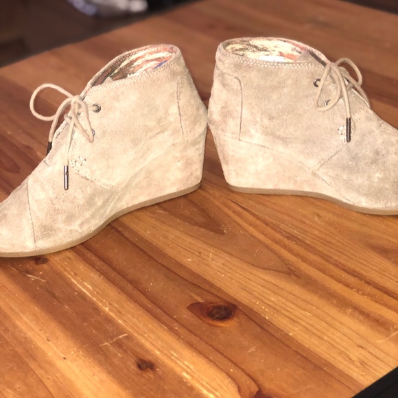 TOMS Wedges - Tan - Picture 4 of 6